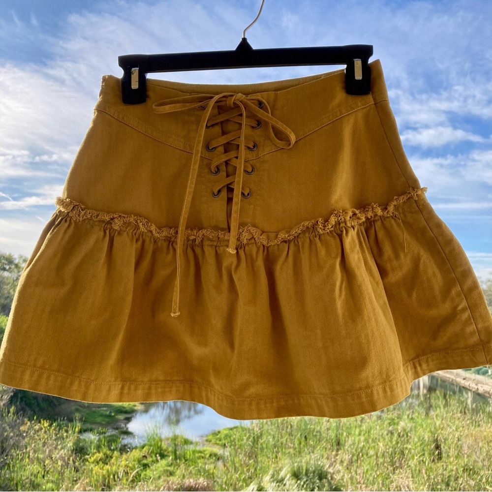 Free People Skirt Lace Up Back Khaki Frilled Women’s Size 0 Side zip